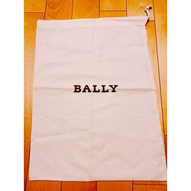 Bally(バリー)のBALLY バリー　39㎝×29㎝ 保存袋 レディースのバッグ(ショップ袋)の商品写真