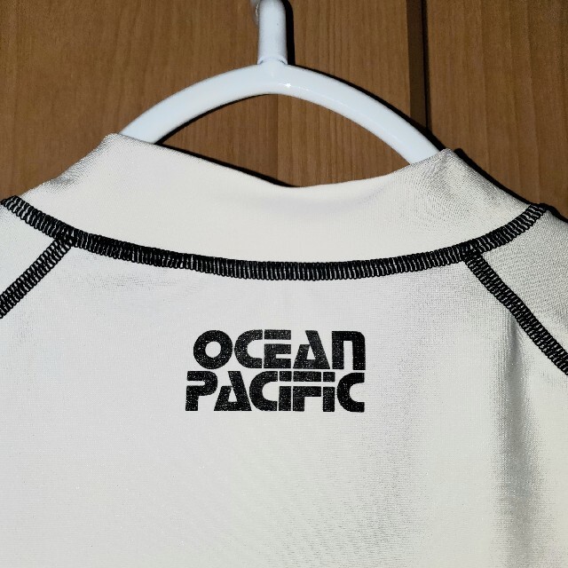 OCEAN PACIFIC(オーシャンパシフィック)の専用オーシャンパシフィックラッシュガードメンズ長袖XL(LL)(2L)白ホワイト メンズの水着/浴衣(水着)の商品写真