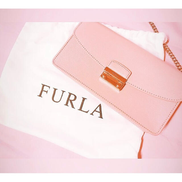 Furla - 値下げしました！美品  FURLA ショルダーバッグの通販 by s ...