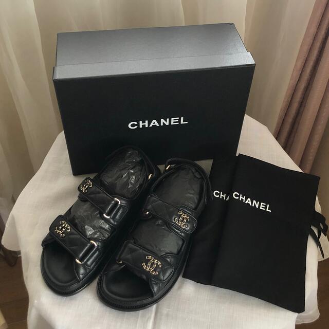 こんにちは^_^CHANEL ラッキーチャーム シャワー サンダル 36 - サンダル