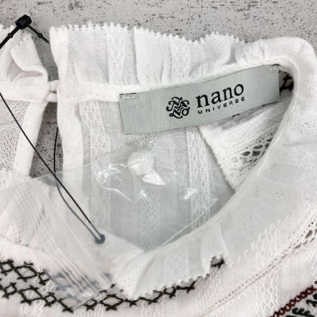 nano universe ドビーストライプコットン刺繍ブラウス レディースのトップス(シャツ/ブラウス(長袖/七分))の商品写真