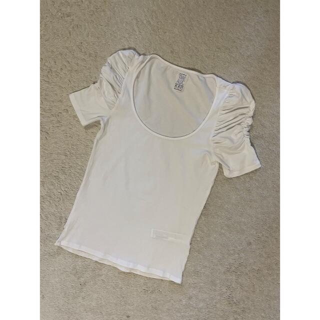 ZARA(ザラ)のZARA タックスリーブ半袖Tシャツ　Mサイズ レディースのトップス(Tシャツ(半袖/袖なし))の商品写真