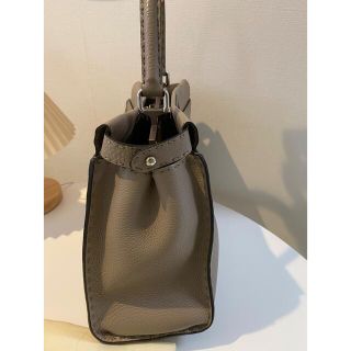 ！売り切れました！【美品】FENDI フェンディ ピーカブー グレージュ