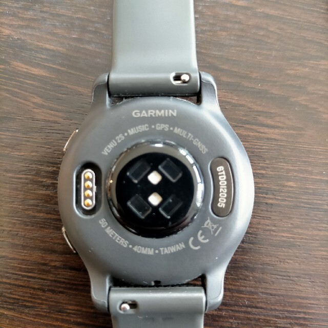 GARMIN(ガーミン)の【値下げしました】[GARMIN]VENU 2S ガーミン　スマートウォッチ メンズの時計(腕時計(デジタル))の商品写真