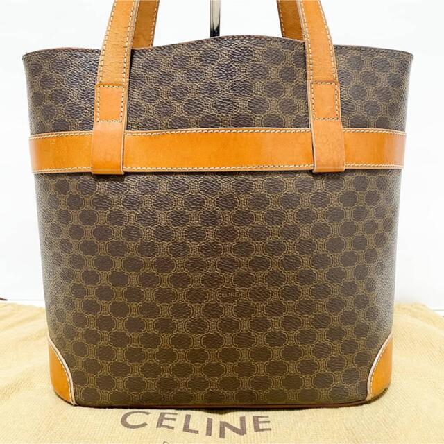 celine(セリーヌ)の【高級品】セリーヌ トートバッグ マカダム柄 PVC×レザー ブラウン系 レディースのバッグ(トートバッグ)の商品写真