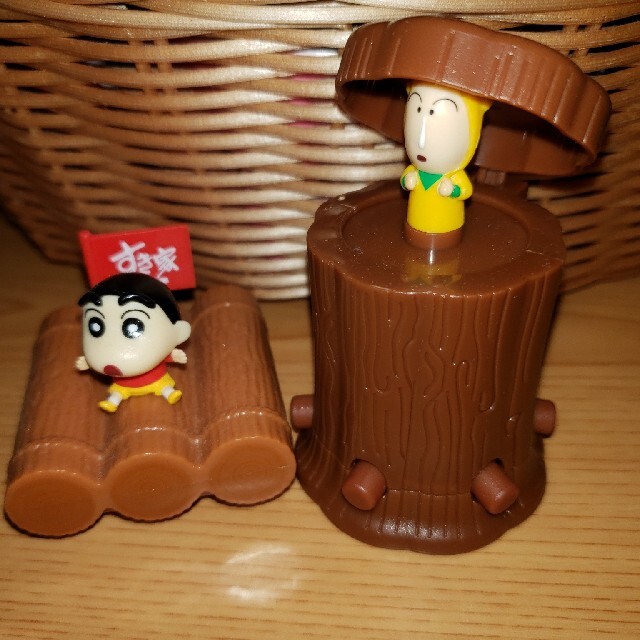 すき家　クレヨンしんちゃん　オマケ エンタメ/ホビーのおもちゃ/ぬいぐるみ(キャラクターグッズ)の商品写真