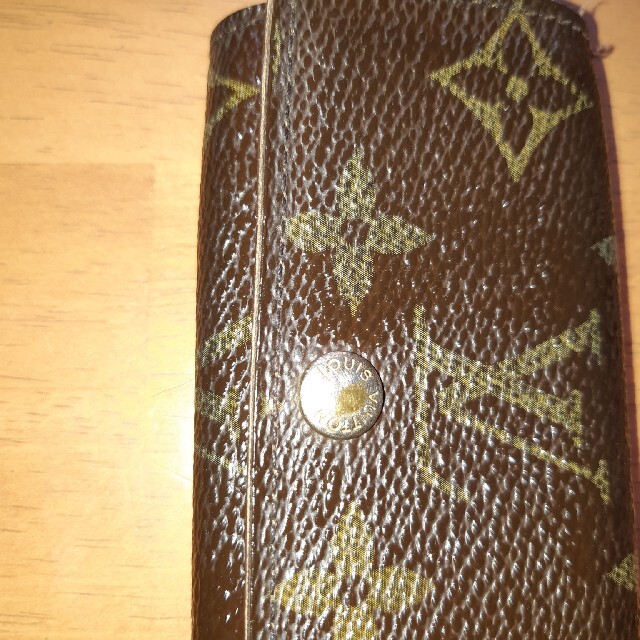 LOUIS VUITTON(ルイヴィトン)のLOUIS VUITTON キーケース　中古 レディースのファッション小物(キーケース)の商品写真