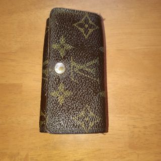 ルイヴィトン(LOUIS VUITTON)のLOUIS VUITTON キーケース　中古(キーケース)