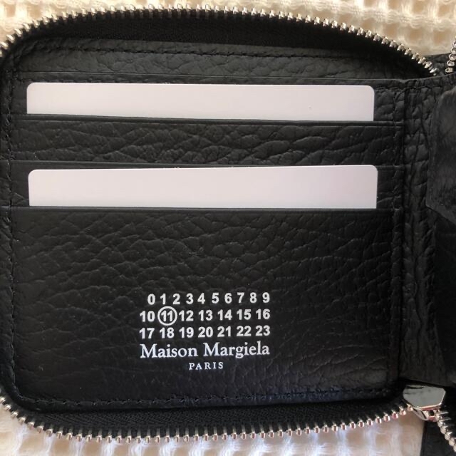 Maison Martin Margiela(マルタンマルジェラ)の新品未使用マルジェラ　財布 ラウンドジップ　４ステッチ メンズのファッション小物(折り財布)の商品写真