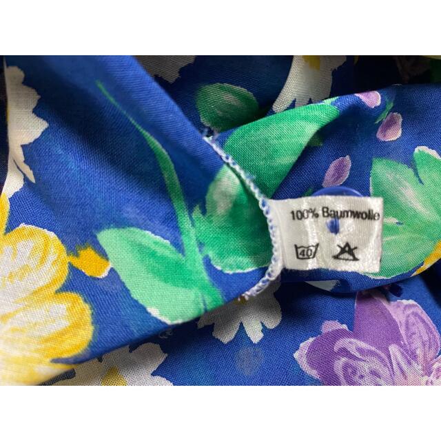 スイス製ブルー系花柄コットンブラウス（実家保管品） レディースのトップス(シャツ/ブラウス(半袖/袖なし))の商品写真