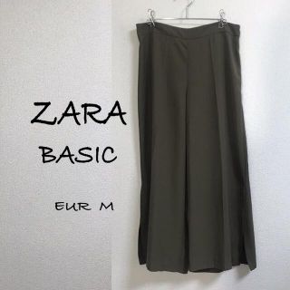 ザラ(ZARA)の♢ nana様専用 ZARA BASIカーキ サイドスリット入 サラサEUR M(クロップドパンツ)