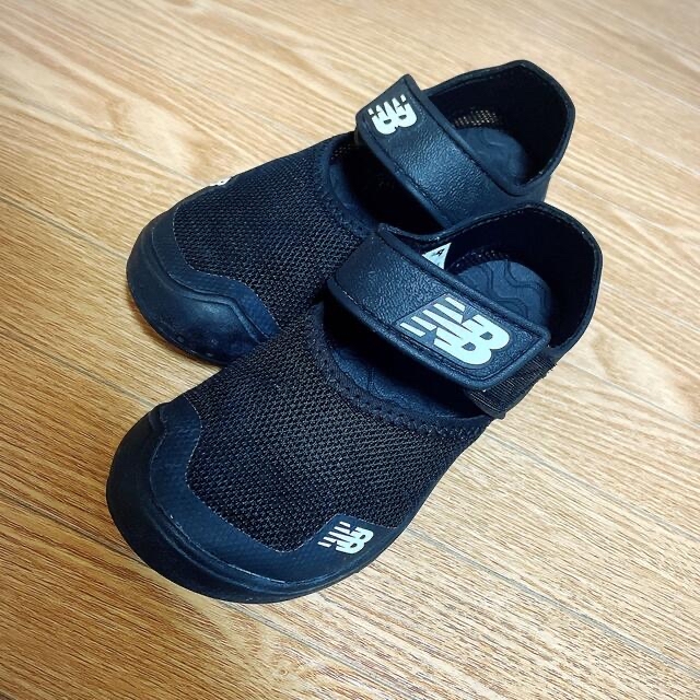 New Balance(ニューバランス)のNew Balance YO208 アクアシューズ キッズ/ベビー/マタニティのキッズ靴/シューズ(15cm~)(サンダル)の商品写真