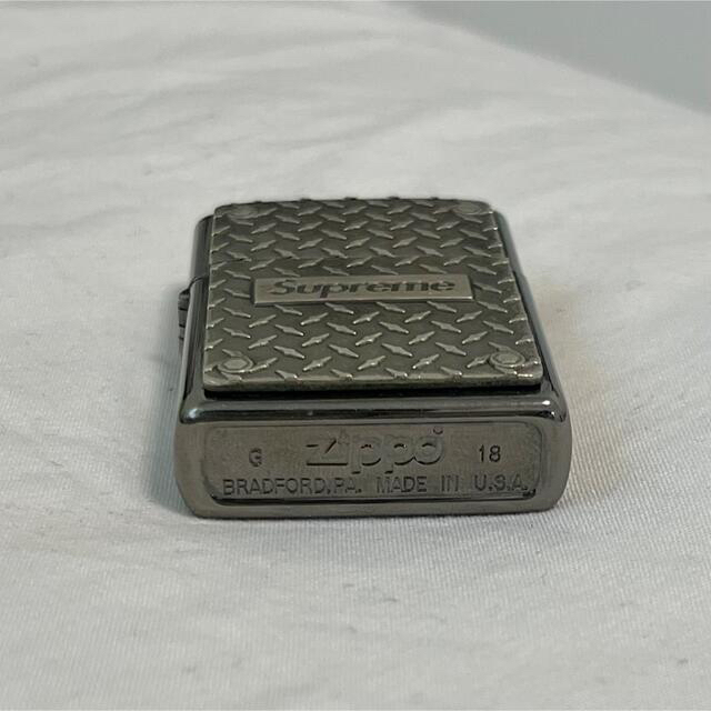 Supreme(シュプリーム)のsupreme diamond plate zippo  メンズのファッション小物(タバコグッズ)の商品写真