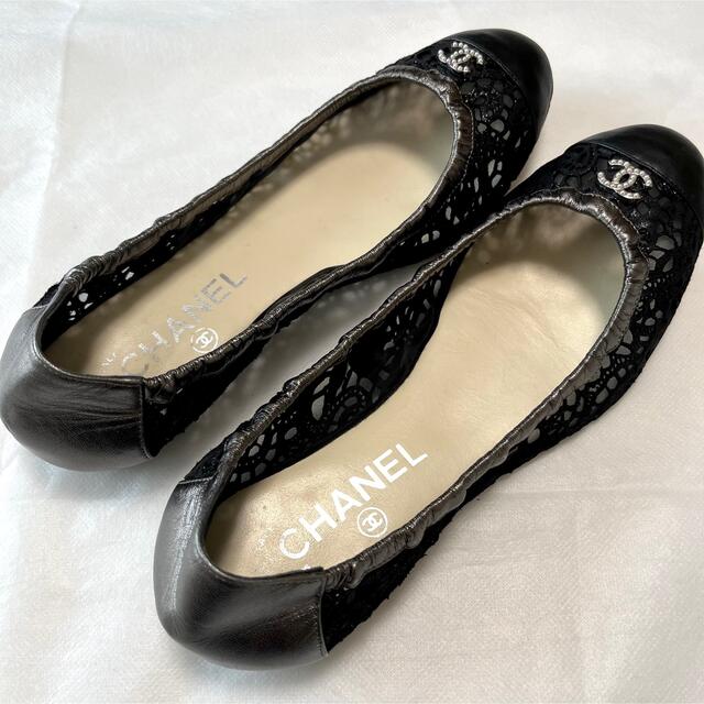 CHANEL(シャネル)のCHANEL■パールココマーク■シースルーカットワーク■フラットパンプス■美品 レディースの靴/シューズ(ハイヒール/パンプス)の商品写真