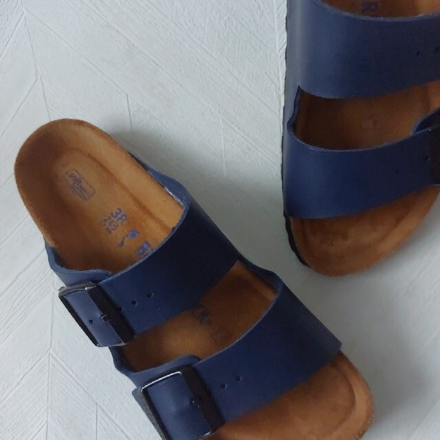 BIRKENSTOCK(ビルケンシュトック)のビルケンシュトック/サンダル/ネイビー レディースの靴/シューズ(サンダル)の商品写真