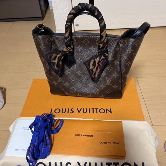 LOUIS VUITTON ルイヴィトン　フェニックス　M41538