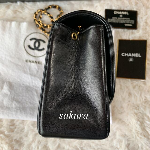 CHANEL(シャネル)の美品シャネルCHANELダイアナフラップ マトラッセ 付属品完備 追加画像 レディースのバッグ(ショルダーバッグ)の商品写真