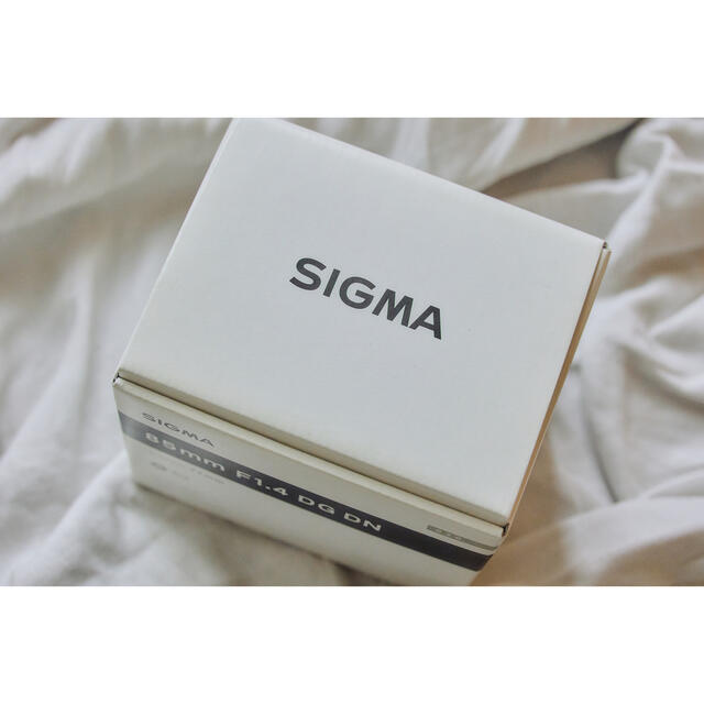 SIGMA(シグマ)の【防湿庫保管／美品】SIGMA 85mm F1.4 dg dn スマホ/家電/カメラのカメラ(レンズ(単焦点))の商品写真