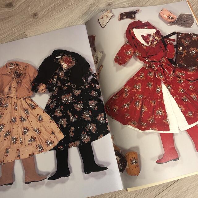 カールヘルム ⭐︎INGEBORG コレクションブック4冊セット エンタメ/ホビーのコレクション(その他)の商品写真