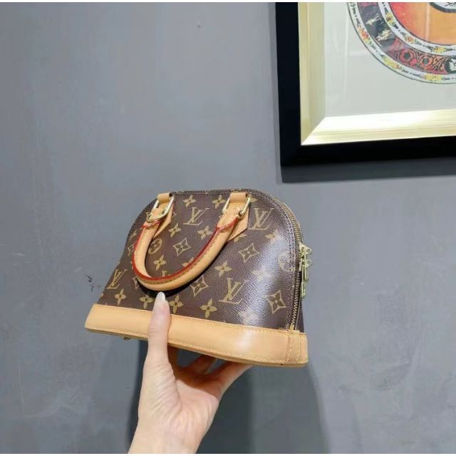 LOUIS VUITTON - ルイ・ヴィトンオールドフラワーの貝殻バッグの通販 by maxwelldan's shop｜ルイヴィトンならラクマ