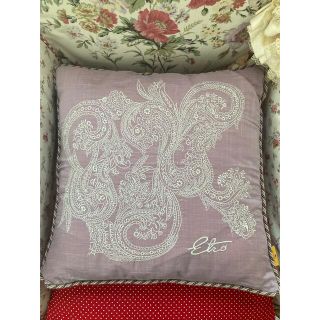 エトロ(ETRO)の✨新品・希少✨ETRO リバーシブルクッションカバー　西川産業(クッションカバー)