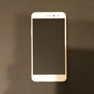 エイスース(ASUS)のASUS Zenfone3 ZE520KL(スマートフォン本体)