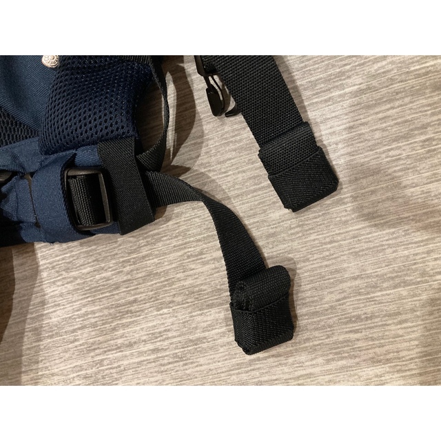 Ergobaby(エルゴベビー)のエルゴベビー オムニ360 クールエア ミッドナイトブルー キッズ/ベビー/マタニティの外出/移動用品(抱っこひも/おんぶひも)の商品写真