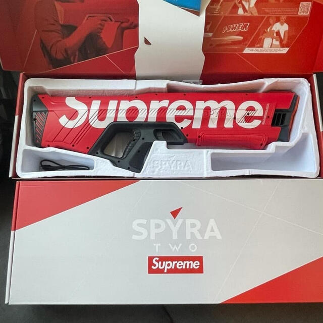 Supreme / SpyraTwo Water Blaster 