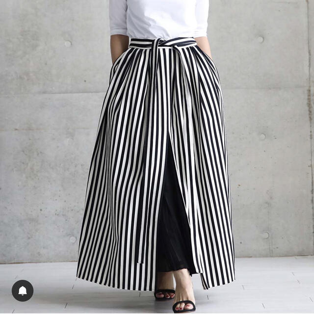 SHE Tokyo Victoria monotone stripe スカート