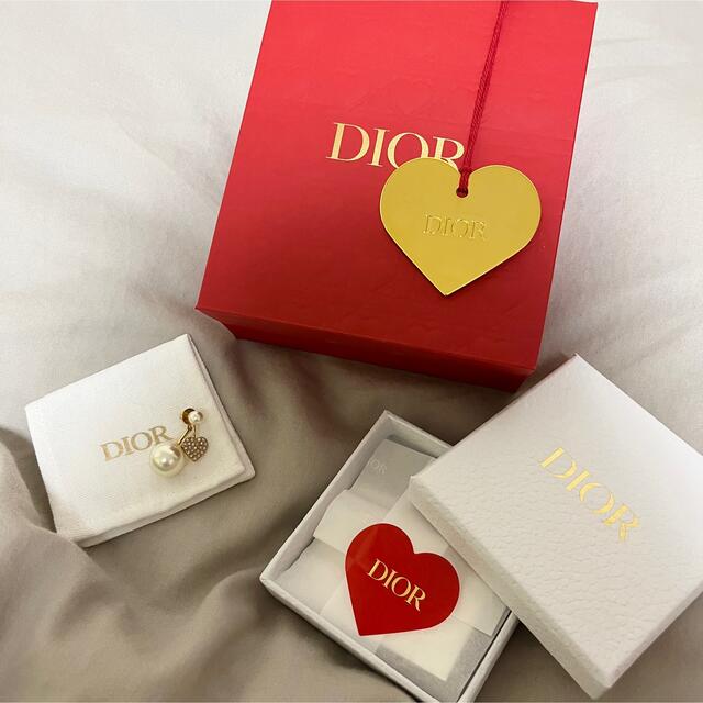 Dior ♡パールピアス 定番の中古商品 www.gold-and-wood.com