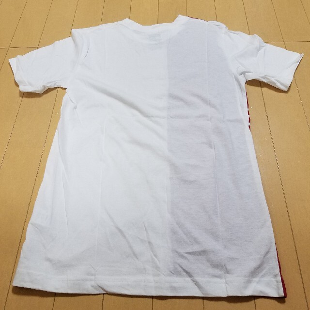 Levi's(リーバイス)のTシャツ　Levi's　白　150㎝ キッズ/ベビー/マタニティのキッズ服男の子用(90cm~)(Tシャツ/カットソー)の商品写真