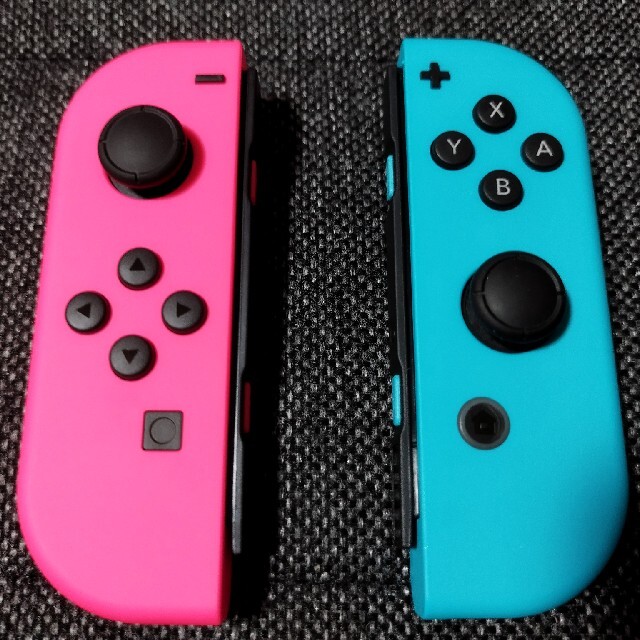 nintendo switch　switch online3ヶ月付き エンタメ/ホビーのゲームソフト/ゲーム機本体(家庭用ゲーム機本体)の商品写真