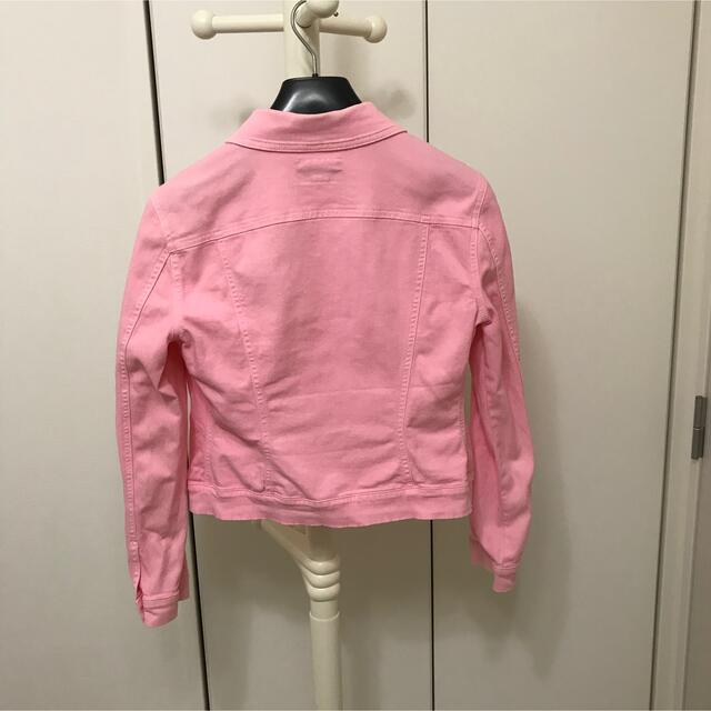 Blugirl(ブルーガール)の再お値下げ★ブルーガールBLUGIRL JEANS 蝶モチーフ　ピンクGジャン レディースのジャケット/アウター(Gジャン/デニムジャケット)の商品写真