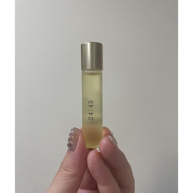 Cosme Kitchen(コスメキッチン)の【美品】uka ネイルオイル 24:45 （ニイヨンヨンゴ） コスメ/美容のネイル(ネイルケア)の商品写真