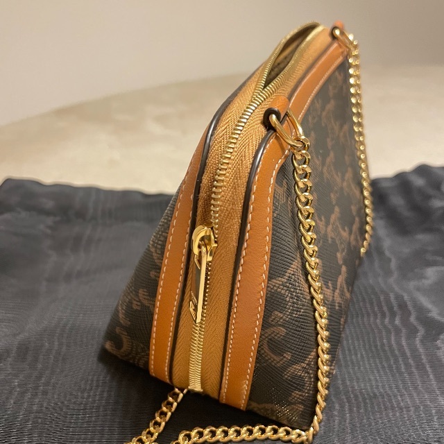 celine - ひーるねっこ様専用」セリーヌチェーンクラッチ トリオンフ