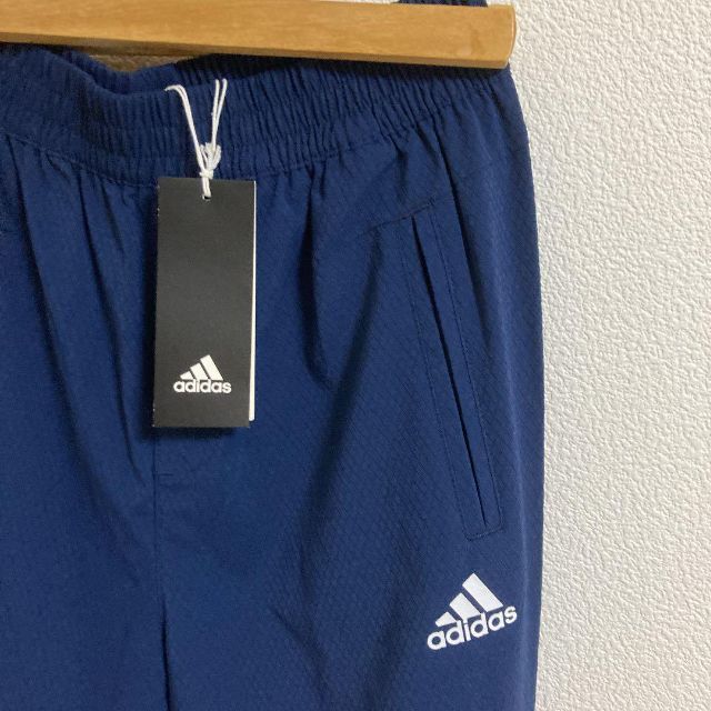 adidas(アディダス)の新品 adidas アディダス キッズ 7分丈パンツ ジャージ 150 ネイビー キッズ/ベビー/マタニティのキッズ服男の子用(90cm~)(パンツ/スパッツ)の商品写真