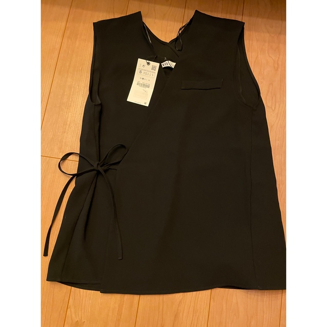 ZARA - 今季完売!ZARA リボンディテールカシュクールネック ZARA - 今季完売!ZARA リボンディテールカシュクールネック
