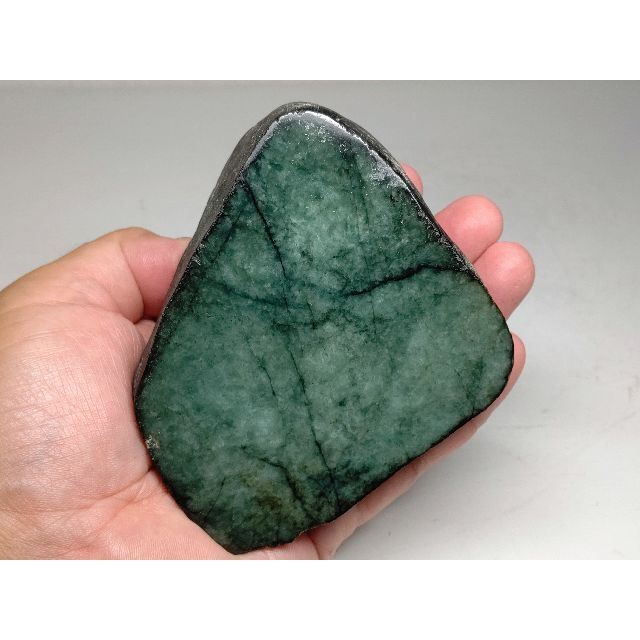 深緑 696g 翡翠 ヒスイ 翡翠原石 原石 鉱物 鑑賞石 自然石 深緑 696g 翡翠 ヒスイ 翡翠原石 原石 鉱物 鑑賞石 自然石