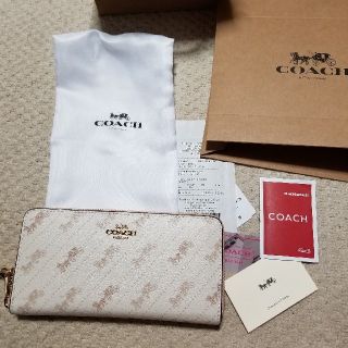 コーチ(COACH)の正規品　COACH　長財布　ホワイト=クリーム色　送料込み‼️(財布)