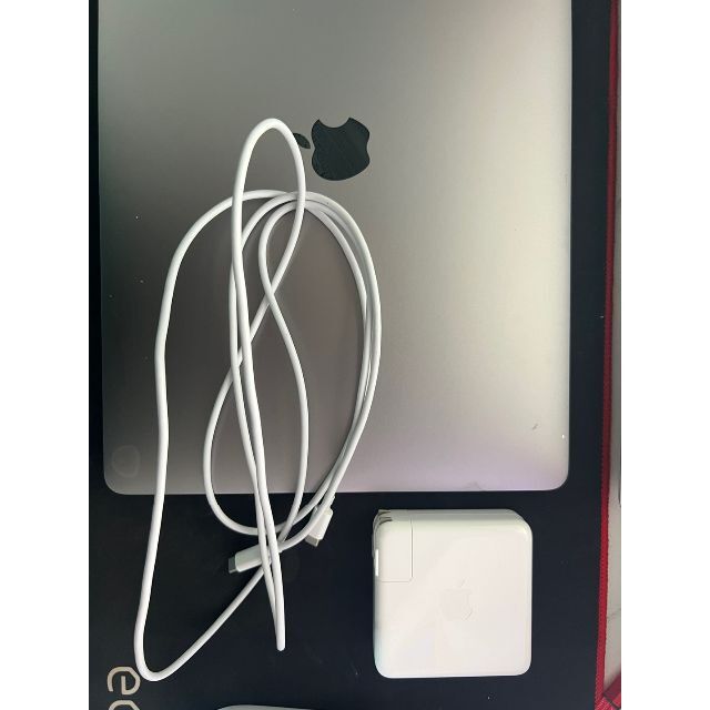 MacBook pro 15インチ 2018 i9 32GB SSD1TB