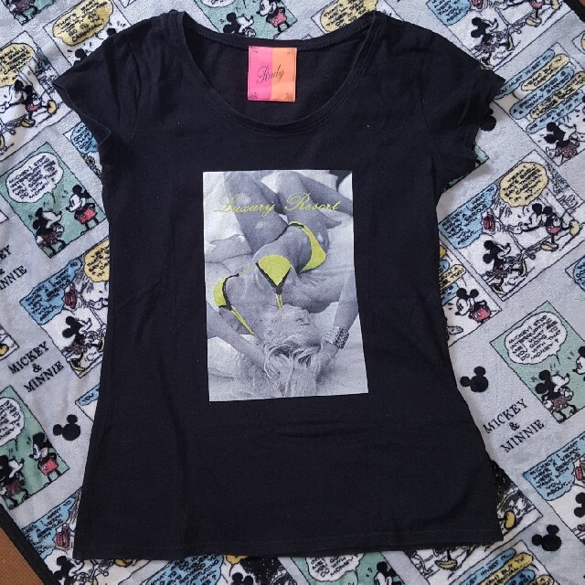 Rady(レディー)のRady 　Tシャツ黒　free レディースのトップス(Tシャツ(半袖/袖なし))の商品写真