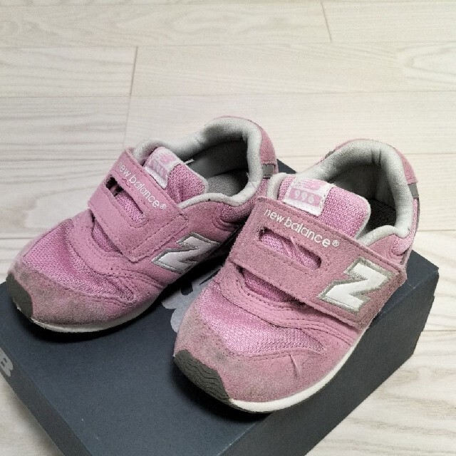 New Balance(ニューバランス)のニューバランス IV996 ピンク 16cm キッズ/ベビー/マタニティのキッズ靴/シューズ(15cm~)(スニーカー)の商品写真