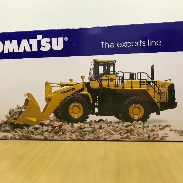 コマツ建機 WA600-6 ホイールローダー ミニチュア ダイキャスト コマツ建機 WA600-6 ホイールローダー ミニチュア ダイキャスト