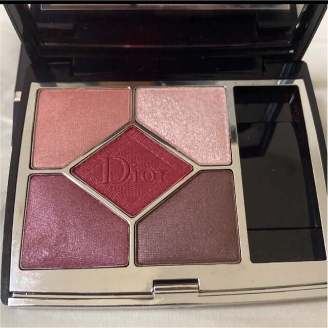 Dior(ディオール)のディオール サンク クルール クチュール 879 ルージュ トラファルガー コスメ/美容のベースメイク/化粧品(アイシャドウ)の商品写真