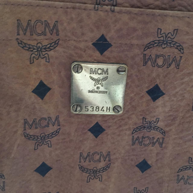 MCM(エムシーエム)の美品♪ レディースのバッグ(ショルダーバッグ)の商品写真
