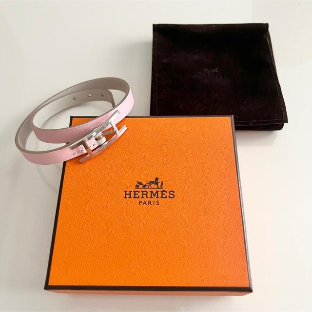 Hermes(エルメス)の新品未使用 ★ エルメス ブレスレット ビーアピ ローズサクラ ★  レディースのアクセサリー(ブレスレット/バングル)の商品写真