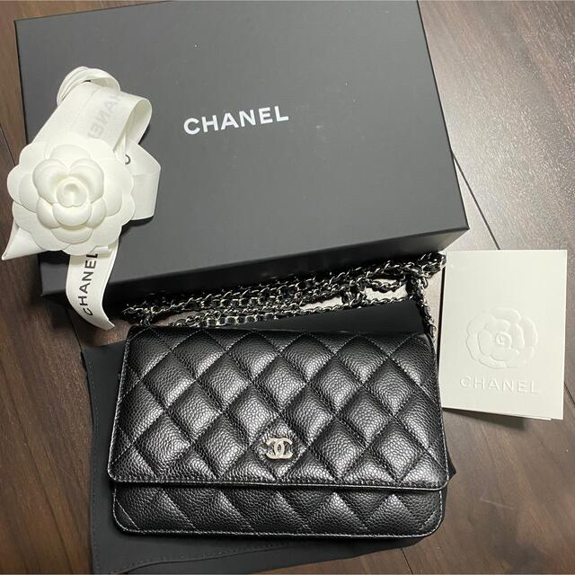 CHANEL チェーンウォレット