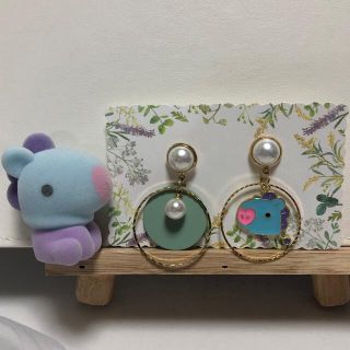 ビーティーイシビル(BT21)の大幅値下げ中  BTS BT21 ピアス　MANG(ピアス)