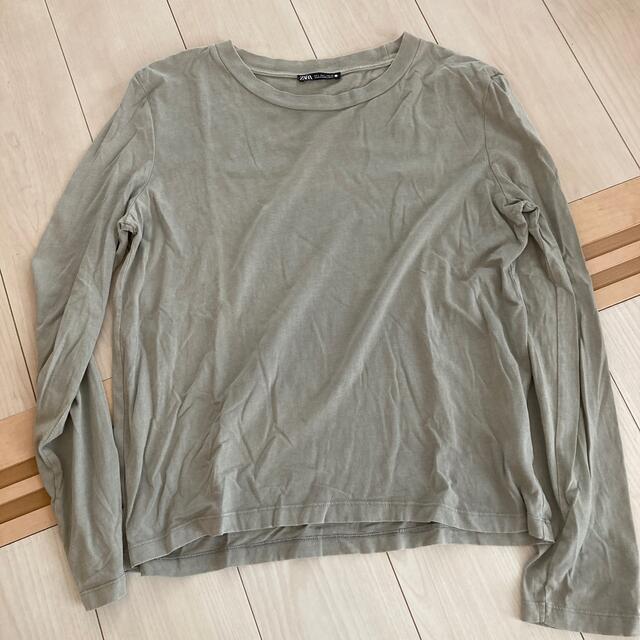 ZARA(ザラ)のZARA コットン　ザラ　長袖Tシャツ　Ｌサイズ　ロンT レディースのトップス(Tシャツ(長袖/七分))の商品写真