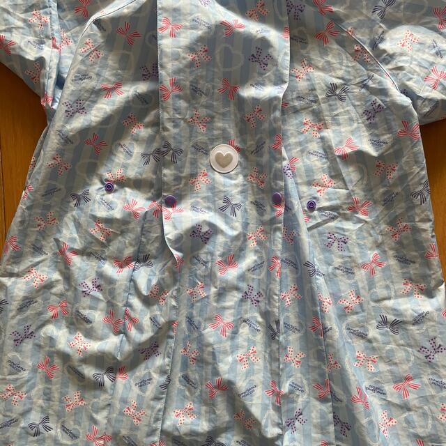 レインコート　130 水色　リボンとハート柄 キッズ/ベビー/マタニティのキッズ服女の子用(90cm~)(その他)の商品写真